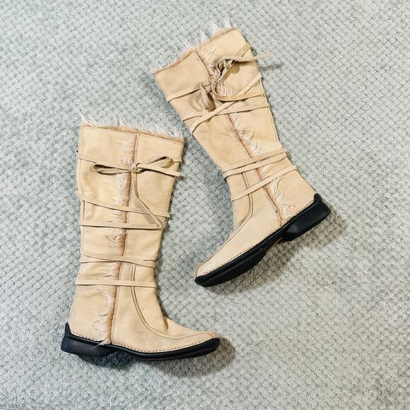 Vtg Y2K Hush Puppies Tan/Cream Moccasin Laceup Faux Fur Suede Tall Leather Boots - Picture 1 of 6